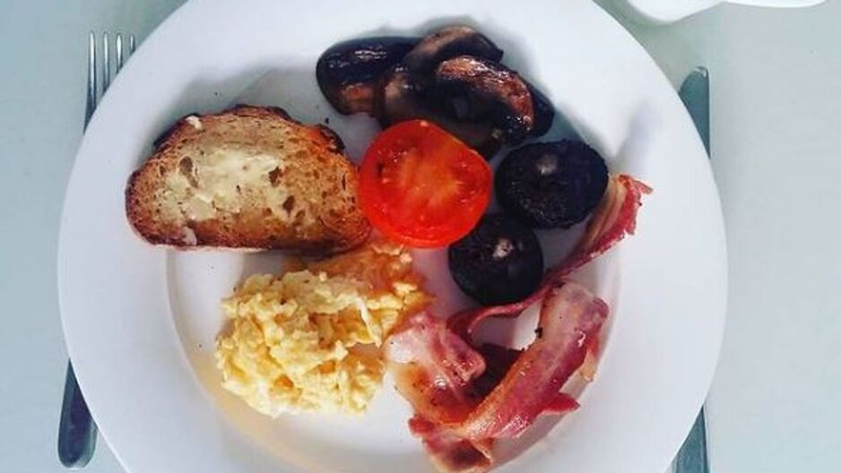 Dosta pažnje posvećuje doručku (Foto: Instagram)
