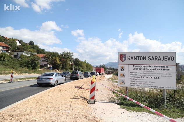Gradilište dionice kojom se spajaju autoput i Deveta transverzala (Foto: I. L./Klix.ba)