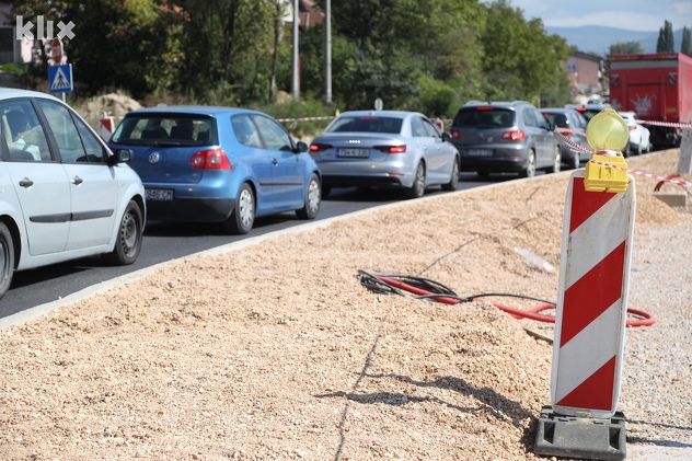 Gradilište dionice kojom se spajaju autoput i Deveta transverzala (Foto: I. L./Klix.ba)