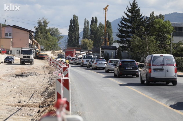 Gradilište dionice kojom se spajaju autoput i Deveta transverzala (Foto: I. L./Klix.ba)