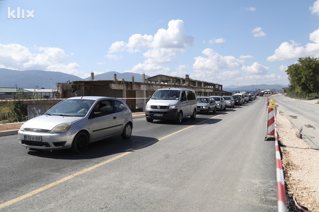 Gradilište dionice kojom se spajaju autoput i Deveta transverzala (Foto: I. L./Klix.ba)