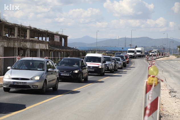 Gradilište dionice kojom se spajaju autoput i Deveta transverzala (Foto: I. L./Klix.ba)