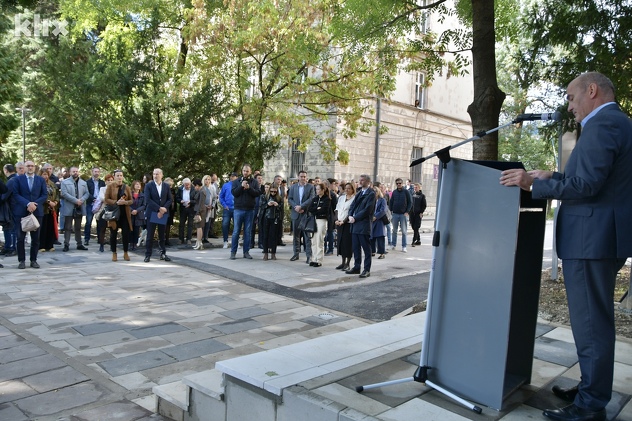 Novoizgrađeni park u Kampusu UNSA (Foto: I. Š./Klix.ba)