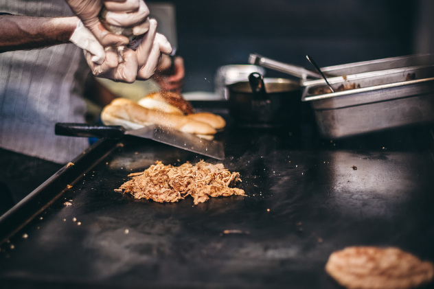 Završen prvi mostarski street food festival Moba
