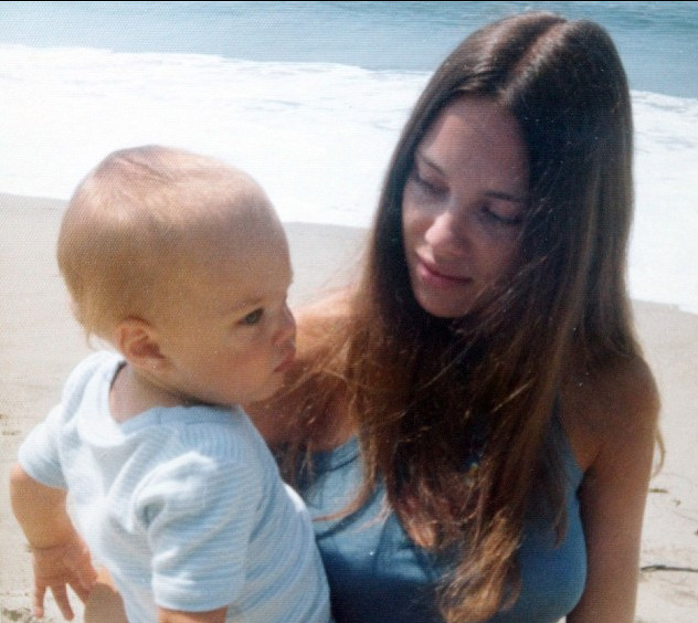 Marcheline i mala Angelina (Foto: Facebook)