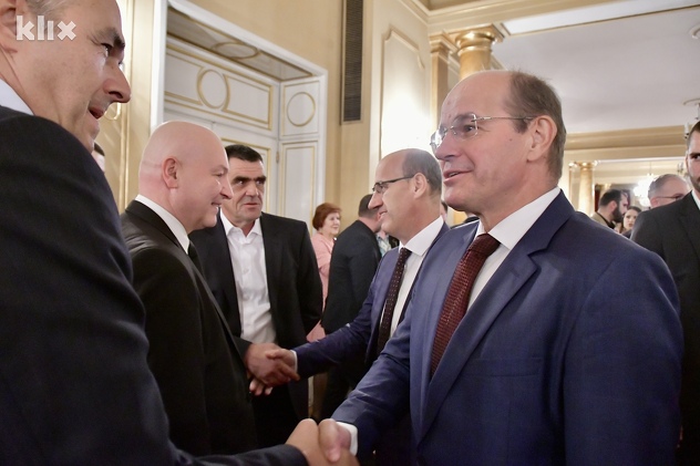 Adil Osmanović na obilježavanju godišnjice smrti Alije Izetbegovića (Foto: I. Š./Klix.ba)