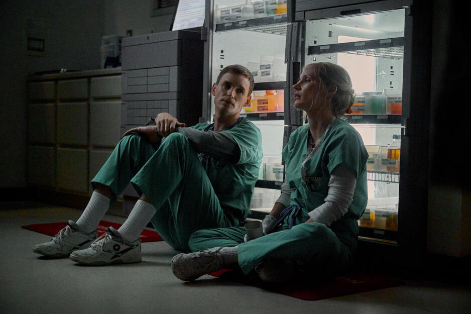 Eddie Radmayne i Jessica Chastain u filmu The Good Nurse