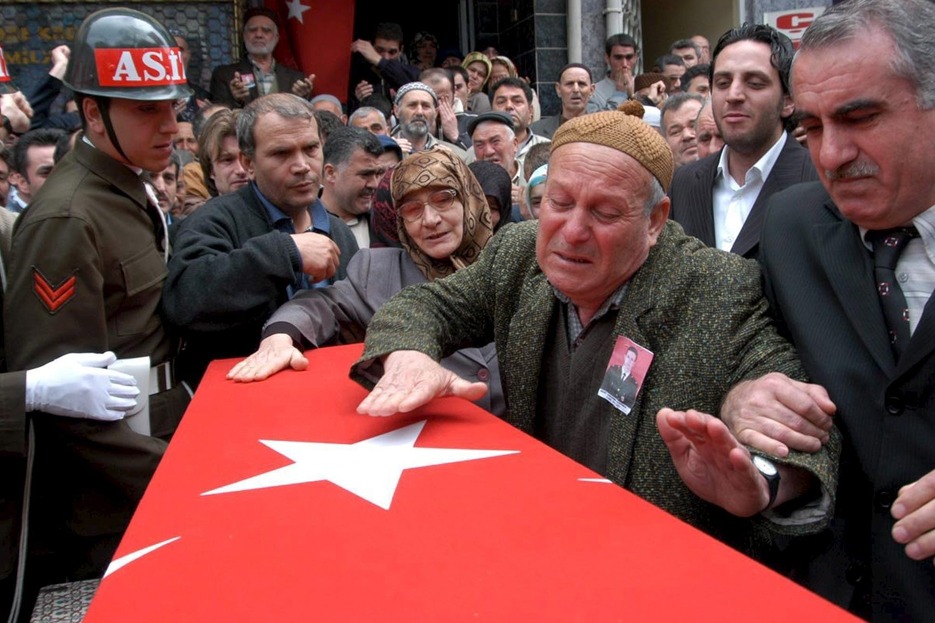 Sahrana turskog vojnika stradalog u napadu PKK (Foto: EPA-EFE)