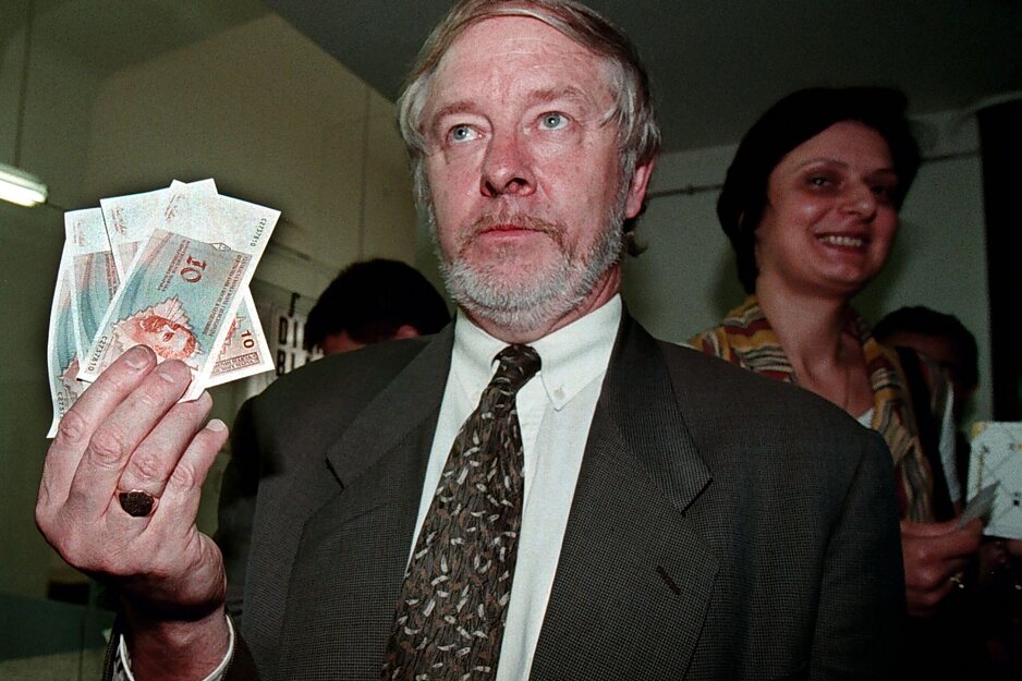 Prvi guverner Centralne banke BiH Peter Nicholl (Foto: EPA-EFE)