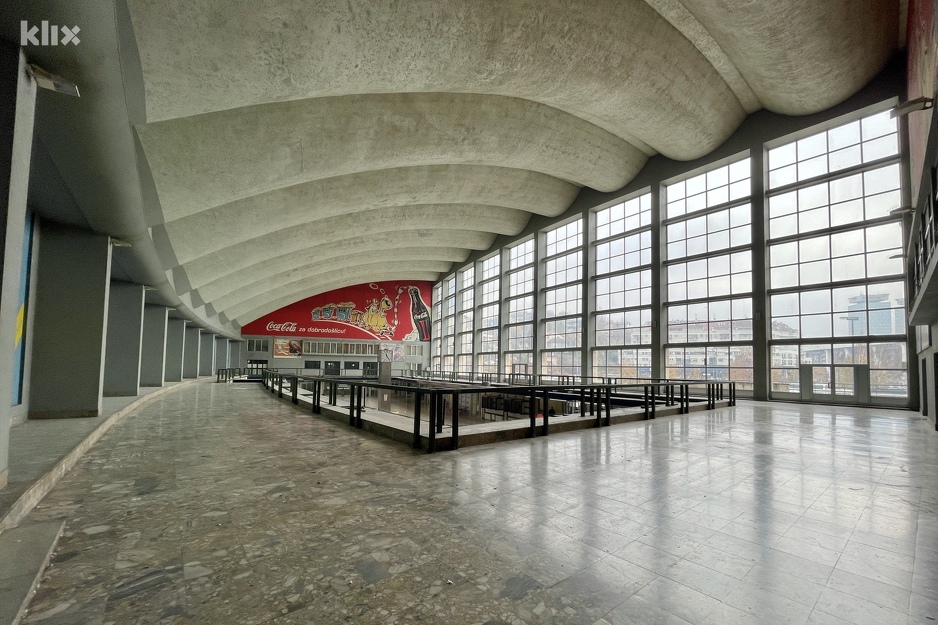 Unutrašnji prostor Željezničke stanice Sarajevo mogao bi se iskoristiti za neku galeriju (Foto: I. Š./Klix.ba)