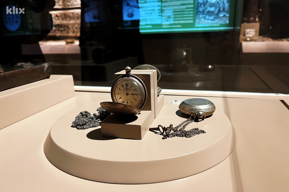 Muzej posjeduje i kolekciju nekadašnjeg tradicionalnog nakita i nošnje