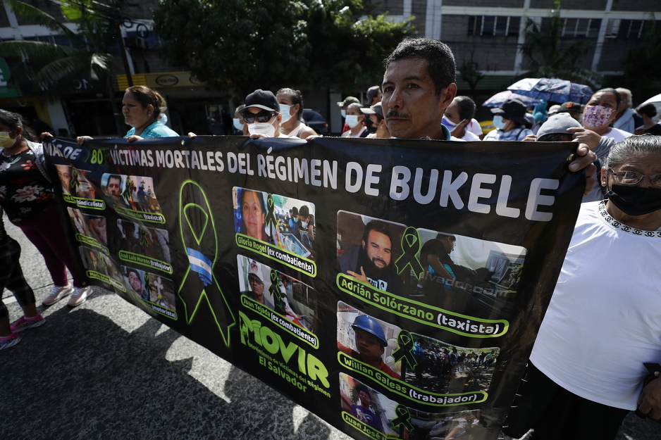 Demonstracije protiv Bukelea (Foto: EPA-EFE)