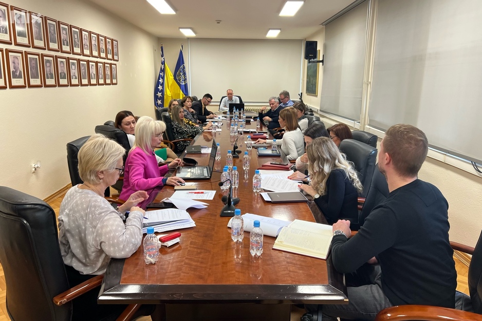 Detalj sa sjednice Kolegija gradonačelnika Tuzle (Foto: A. K./Klix.ba)