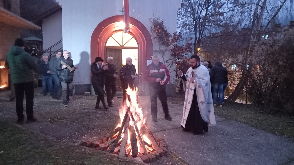 Jerej Marko Marković tokom večernjeg bogosluženja poželio očuvanje mira