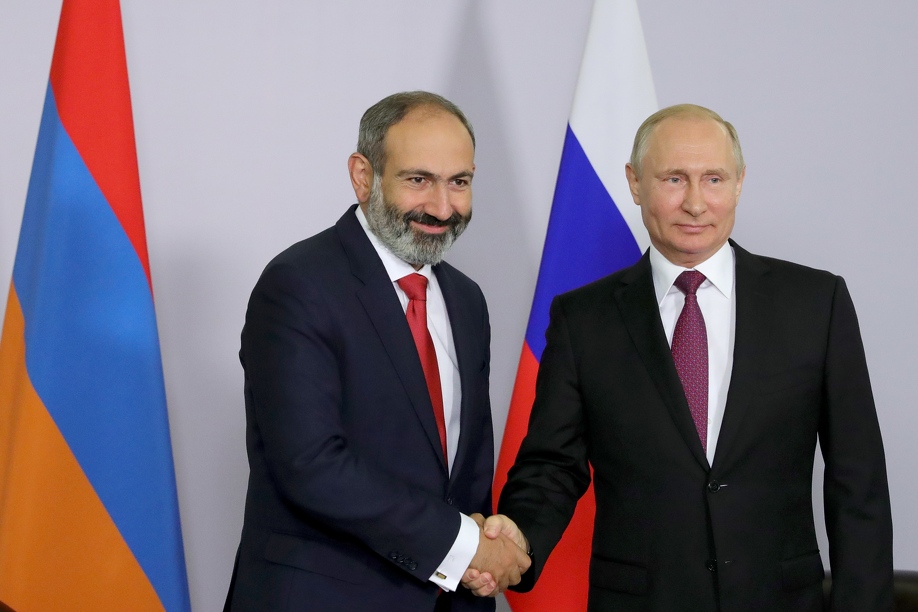 Nikol Pašinjan i Vladimir Putin (Foto: EPA-EFE)