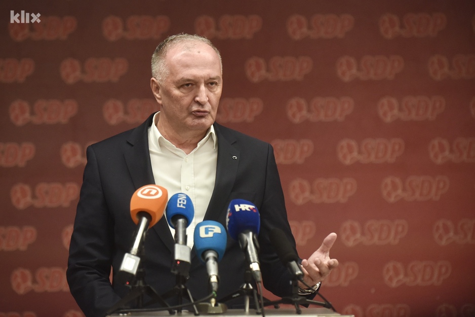 Helez: Izetbegovićeve izjave su opasne i najavljuju blokadu (Foto: T. S./Klix.ba)