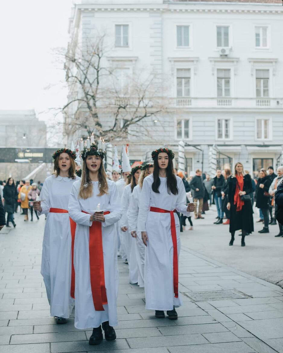 U Sarajevu obilježen švedski praznik Sveta Lucija (Foto: Ambasada Švedske)