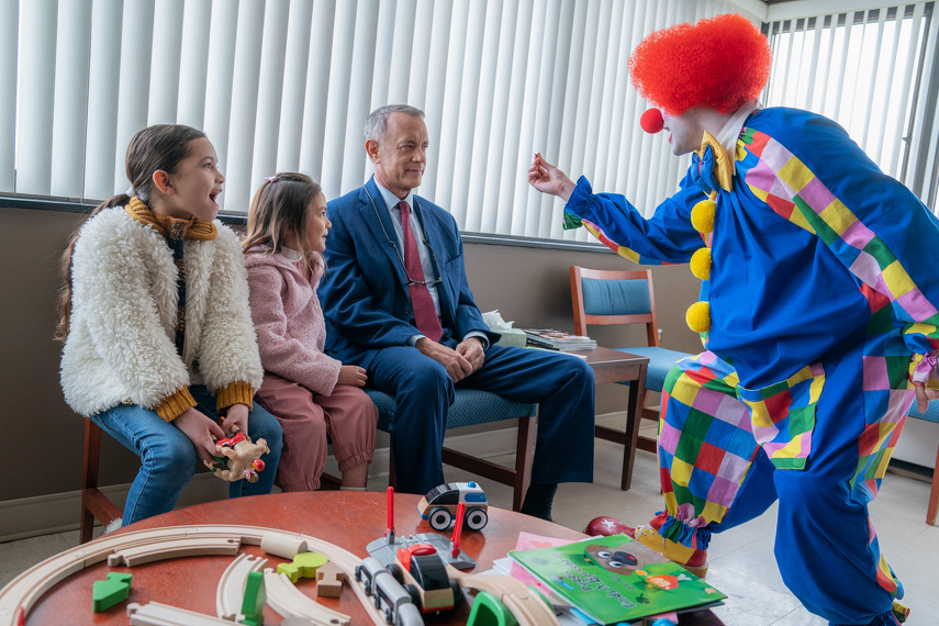 U životu Otta (Tom Hanks) sve se mijenja kada mu stignu novi susjedi
