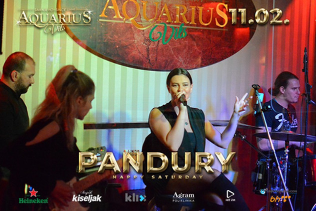 Pandury
