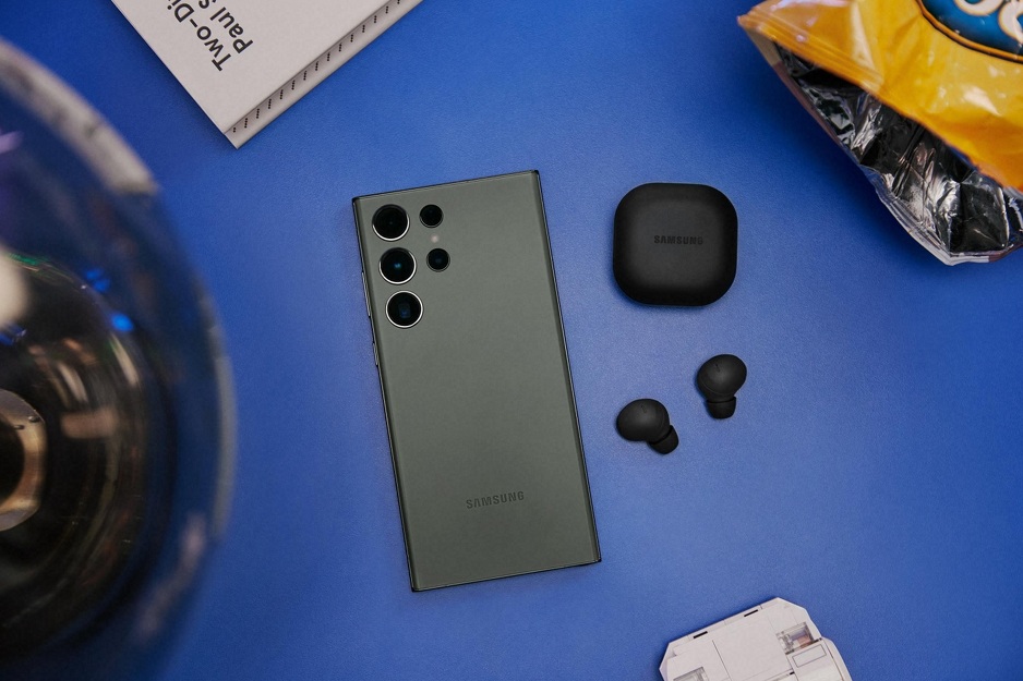 Samsung serija S23