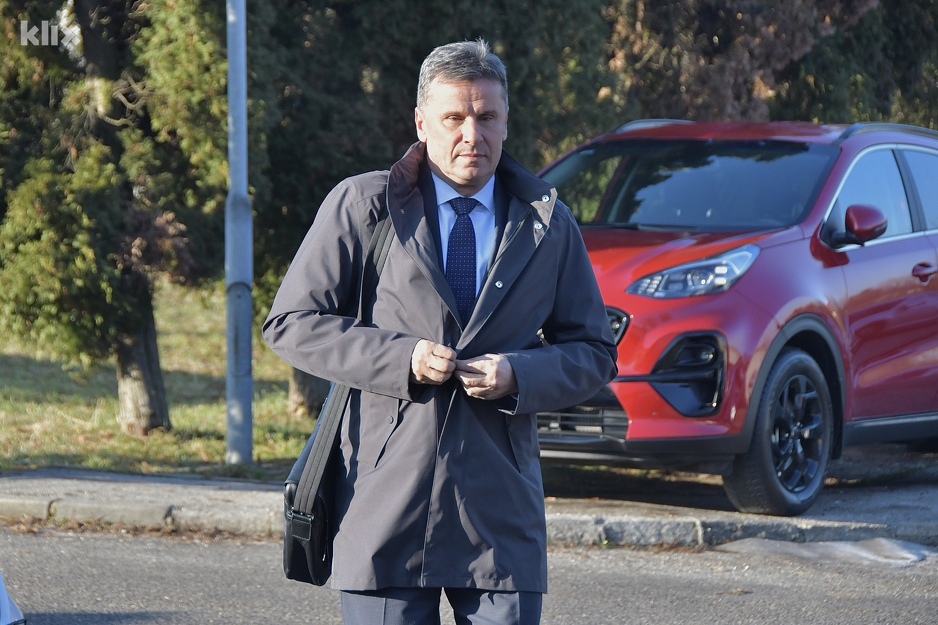 Optuženi premijer FBiH Fadil Novalić (Foto: I. Š./Klix.ba)