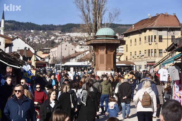 Sunčan dan u Sarajevu (Foto: T. S./Klix.ba)