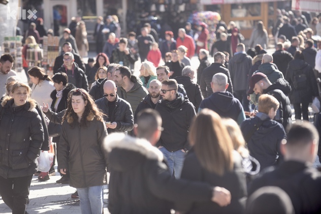 Sunčan dan u Sarajevu (Foto: T. S./Klix.ba)