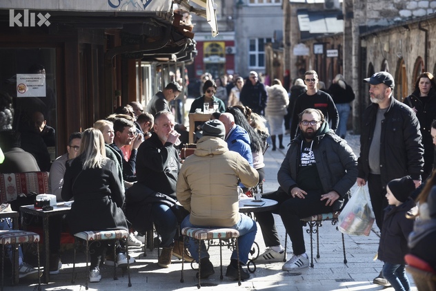Sunčan dan u Sarajevu (Foto: T. S./Klix.ba)