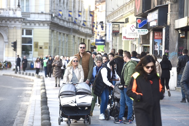 Sunčan dan u Sarajevu (Foto: T. S./Klix.ba)