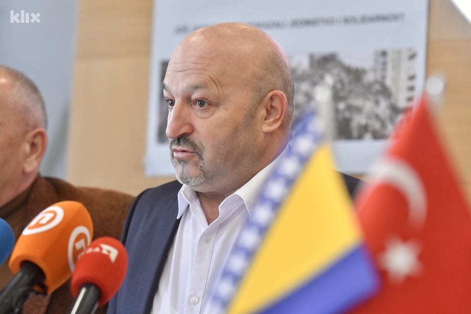 Predsjednik Sindikata državnih službenika i namještenika Samir Kurtović (Foto: T. S./Klix.ba)