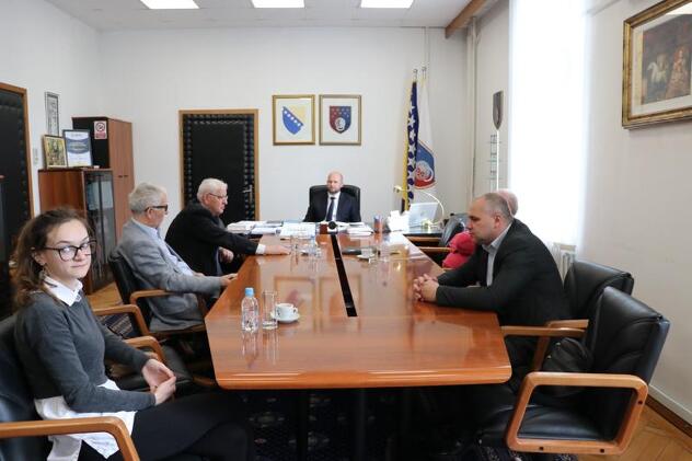 Sastanak o pravnom statusu Sarajeva (Foto: Vlada KS)