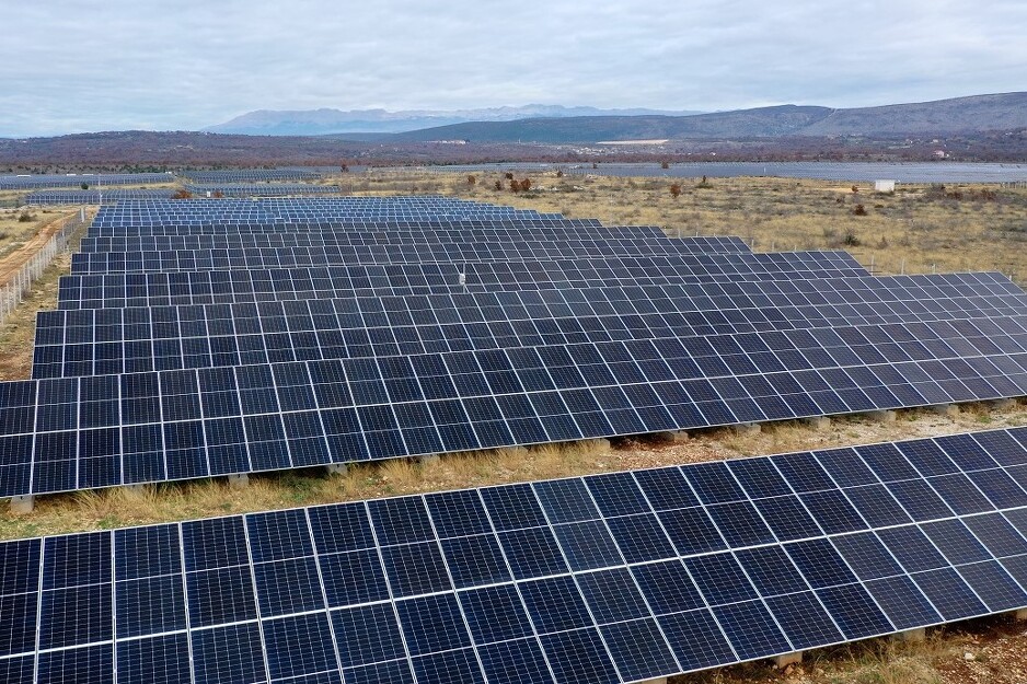 30 miliona KM kredita za izgradnju solarnih elektrana