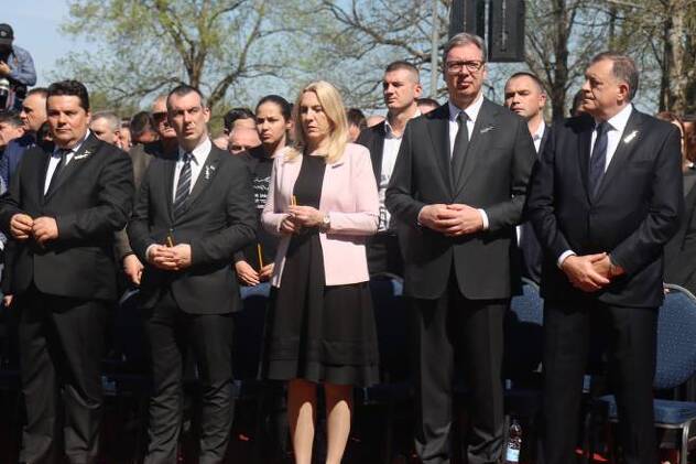 Među prisutnima Aleksandar Vučić i Željka Cvijanović (Foto: RTRS)