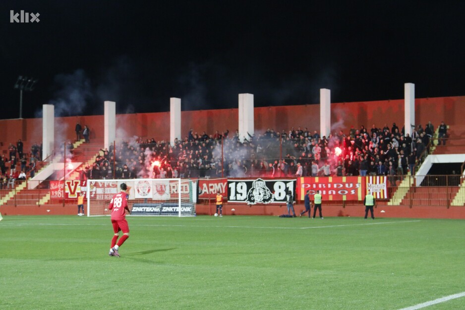 Navijači Veleža Red Army (Foto: G. Š./Klix.ba)