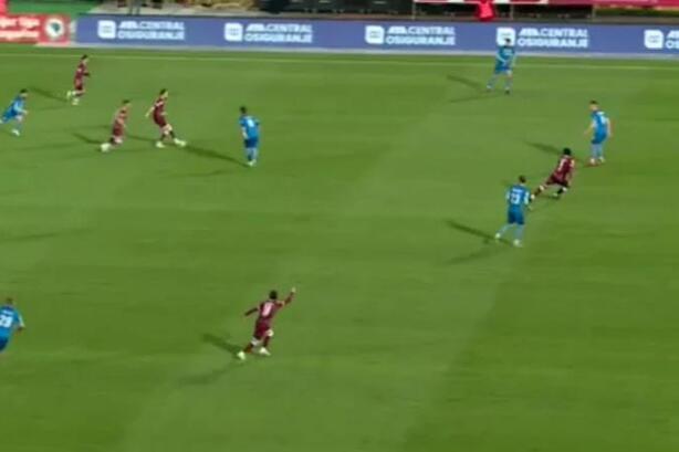 Situacija kada je sviran nepostojeći ofsajd napadaču Sarajeva (Foto: Screenshot)