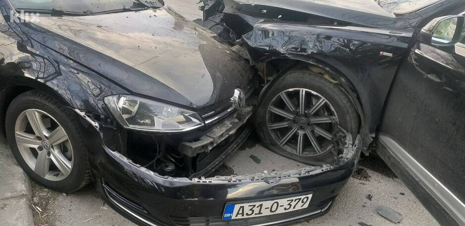 Saobraćajna nesreća na Stupu (Foto: Čitatelj)