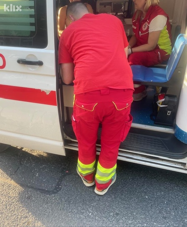 Hitna pomoć konstatovala lakše fizičke povrede (Foto: Čitatelj)