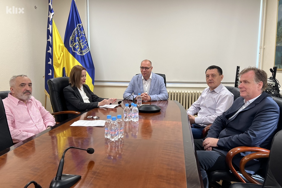 Detalj sa sastanka nadležnih u Tuzli (Foto: A. K./Klix.ba)