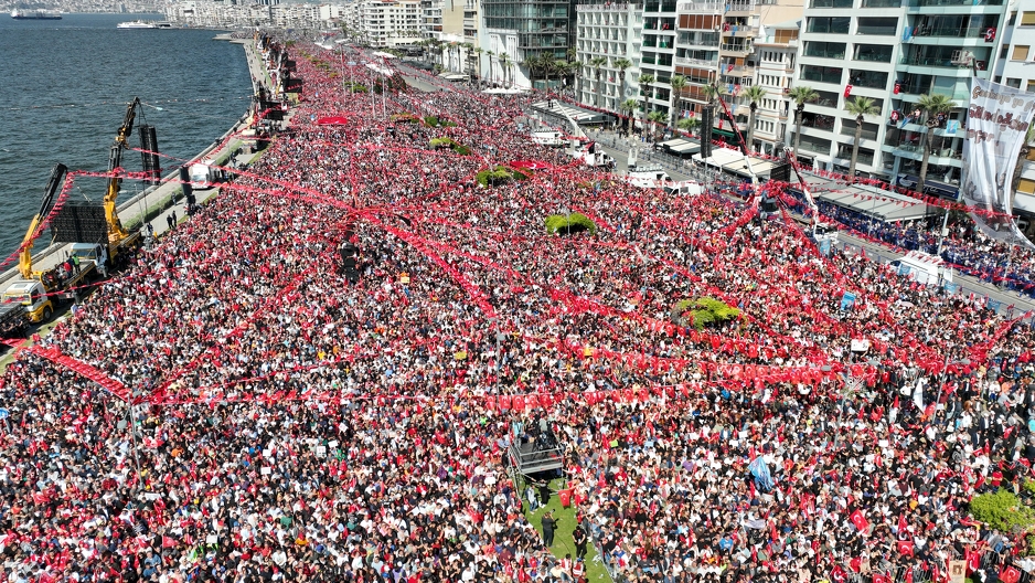 Predizborni skup simpatizera Kilicdaroglua u Izmiru (Foto: EPA-EFE)