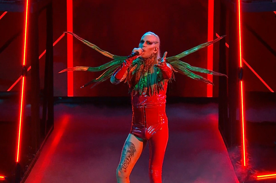 Chris Harms iz benda Lord of The Lost koji predstavlja Njemačku (Screenshot: RTV SLO)