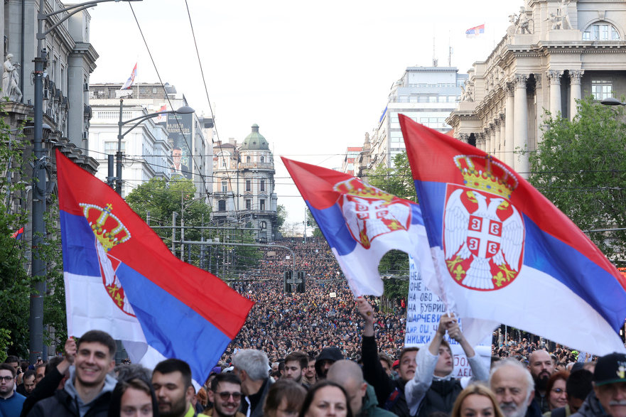 Fotografija s protesta održanih 12. maja (Foto: EPA-EFE)