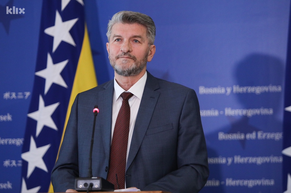 Mehmedović će biti protivkandidat Izetbegoviću (Foto: I. L./Klix.ba)