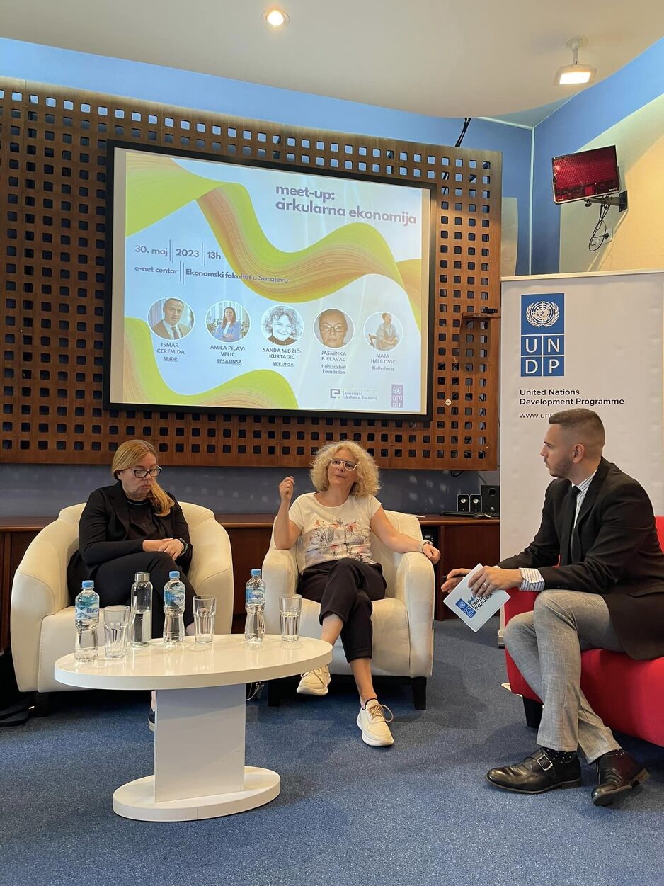 Sanda Midžić-Kurtagić (u sredini) (Foto: EFSA)
