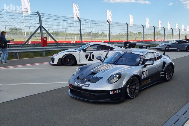 Porsche 911 GT3 R