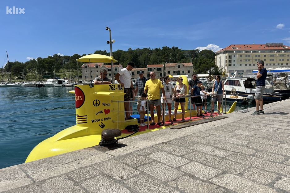 Mještani na sve načine pokušavaju privući turiste (Foto: I. Š./Klix.ba)