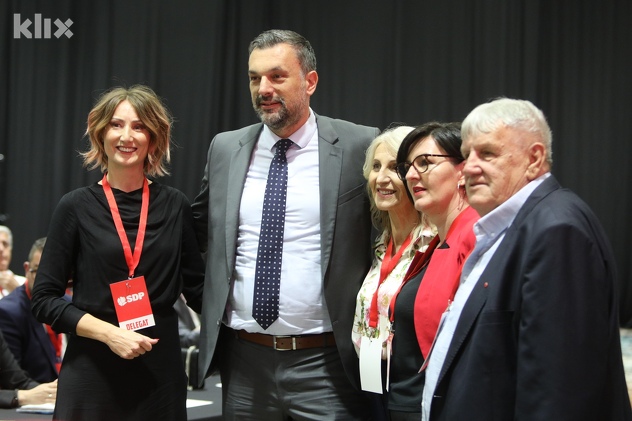 Predsjednik NiP-a Elmedin Konaković gost kongresa SDP-a (Foto: I. L./Klix.ba)