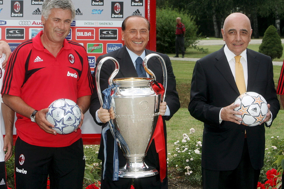 Sivlio Berlusconi je 31 godinu bio vlasnik AC Milan (Foto: EPA-EFE)