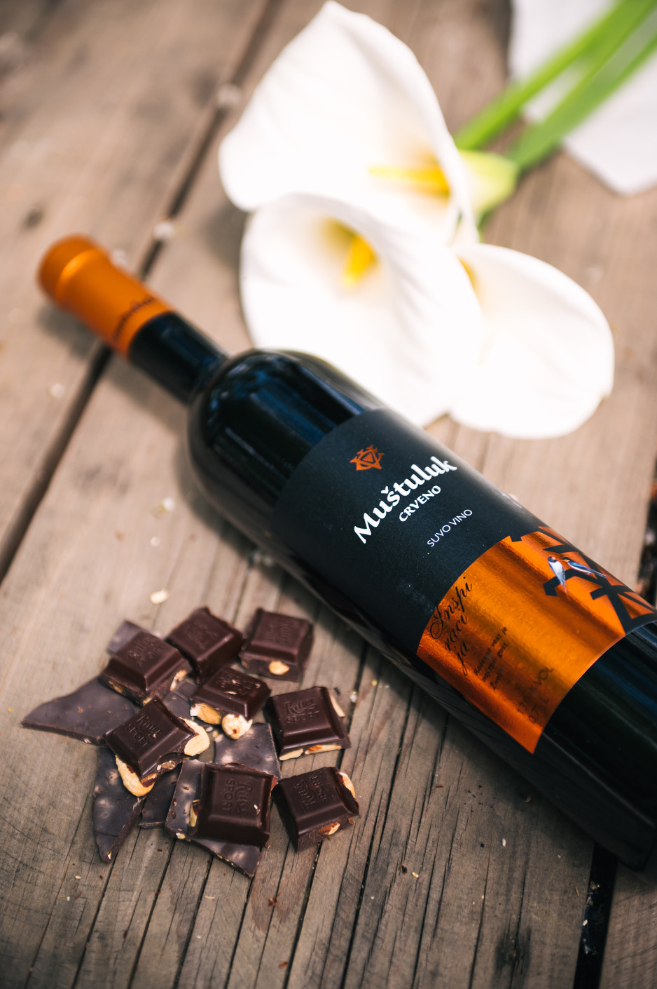 Muštuluk crveno vino