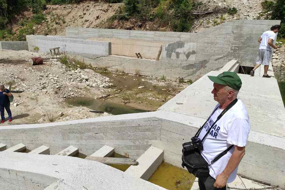 Ugar, izgradnja male hidroelektrane