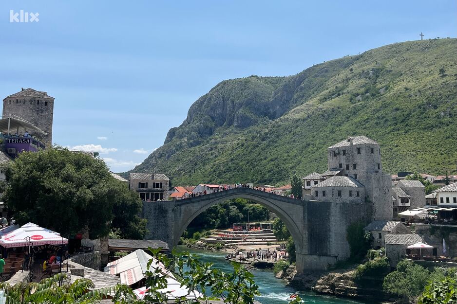 Prelijep pogled na Stari most (Foto: I. B./Klix.ba)